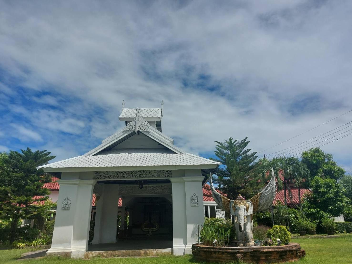 Karinthip Village Chiang Mai Luaran gambar