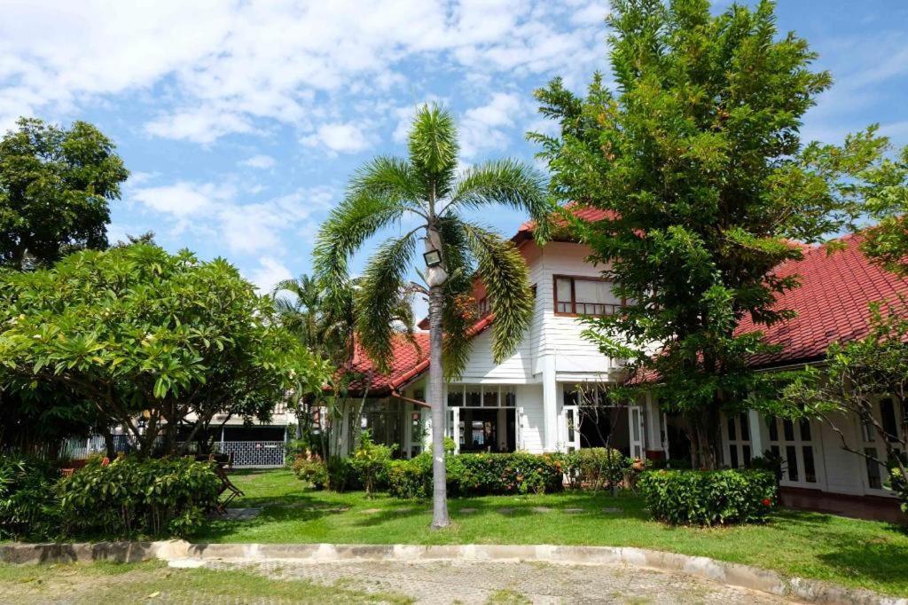 Karinthip Village Chiang Mai Luaran gambar